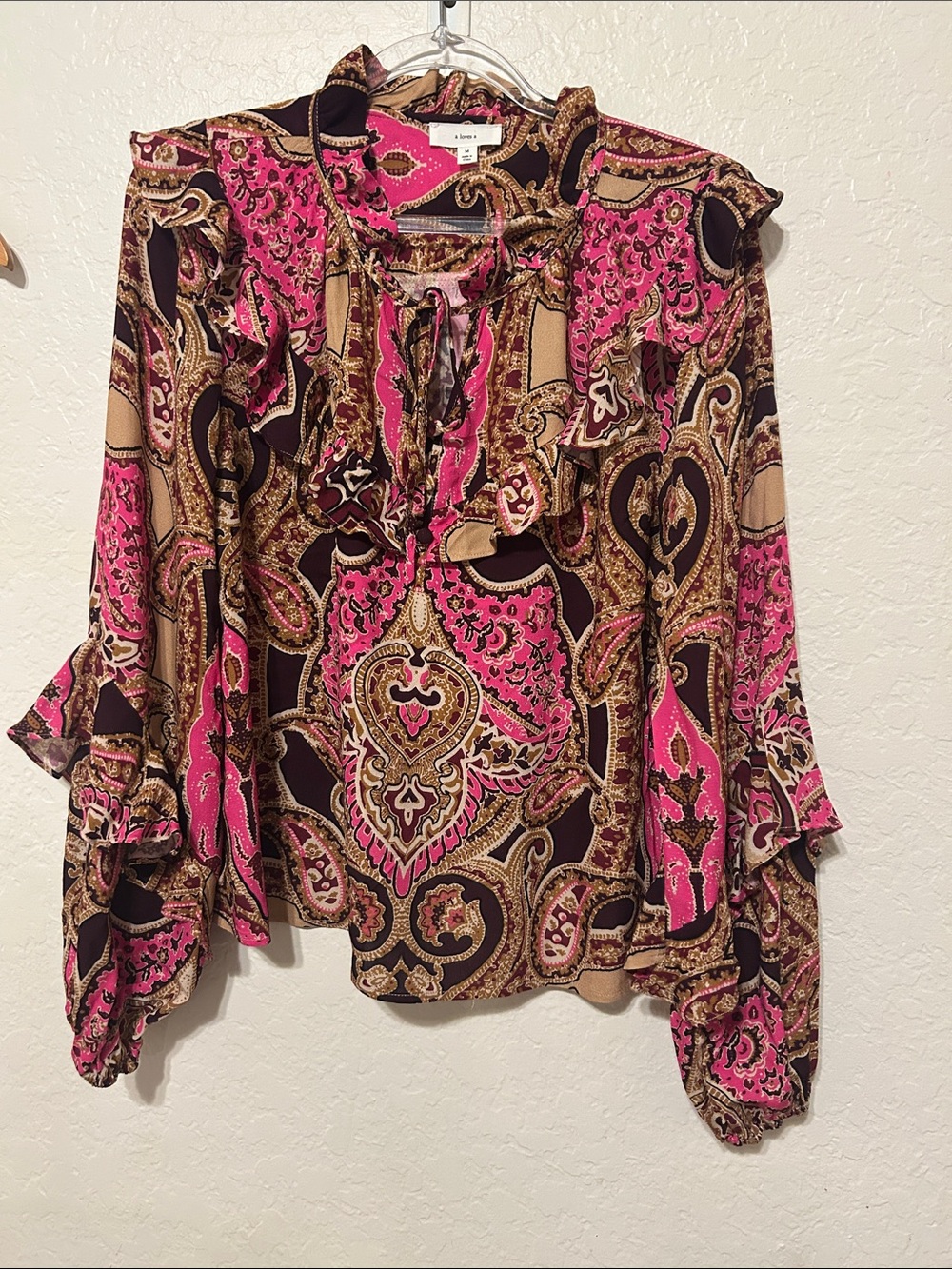 🧩a loves a Pink Paisley Long-Sleeve Blouse size M GUC - Picture 3 of 13